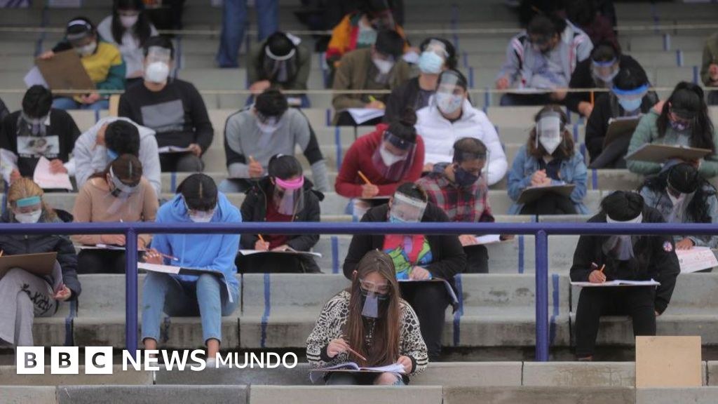 El escándalo por los buenos resultados en las pruebas de admisión de la UNAM, la universidad más grande de América Latina