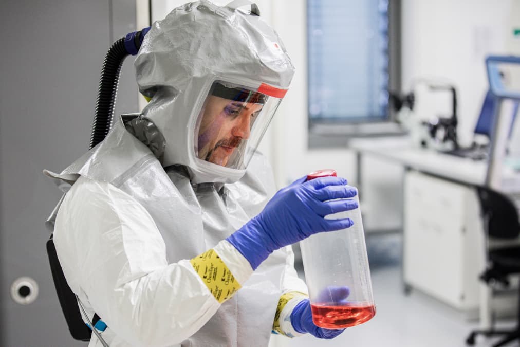 Russian lab worker's suspected plague death leaves experts puzzled