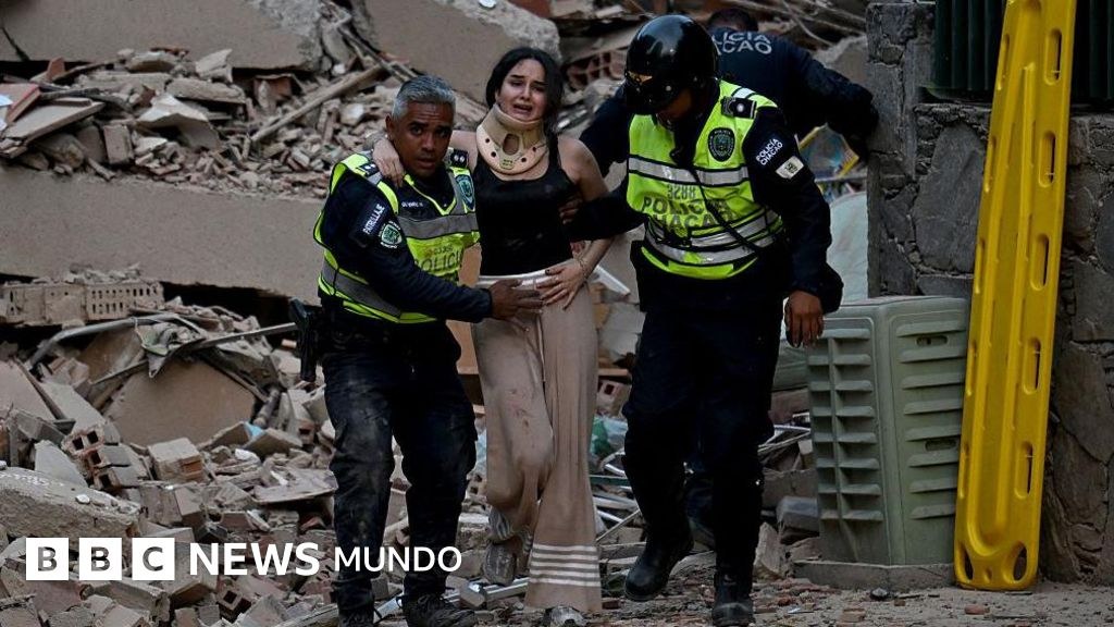 Un fuerte terremoto de magnitud 7,2 y una réplica de 7,5 sacuden la costa central de Venezuela y causan graves daños en Caracas