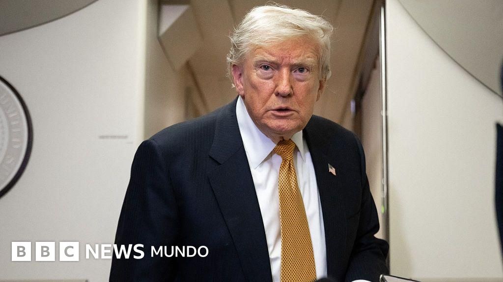 Trump restablece el bloqueo a los puertos iraníes e impone un recargo del 20% a la carga que transita por el estrecho de Ormuz