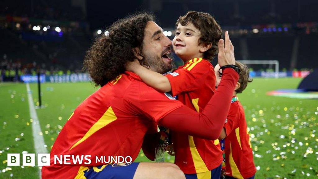 "A veces no sé cómo ayudarle": Marc Cucurella, el jugador de la selección española al que el diagnóstico de autismo de su hijo le cambió la vida