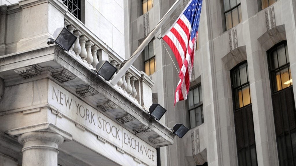 Stock Market Today: Dow Futures Slip, S&P 500, Nasdaq 100 Rise as Investors Await Federal Reserve's Decis - Benzinga